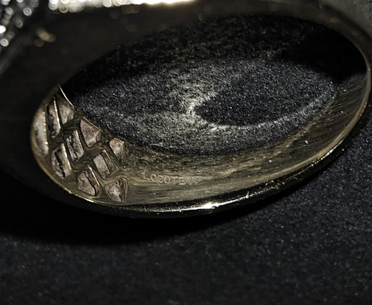 Michael Hill Ring 10ct gold, 1.00tdw Carousel 4