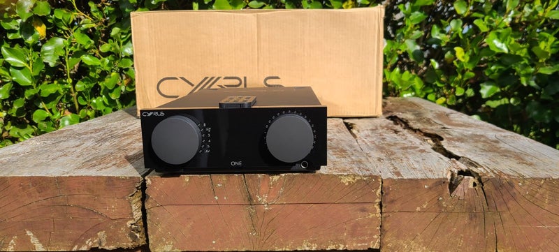 Cyrus One Amplifier Carousel 1