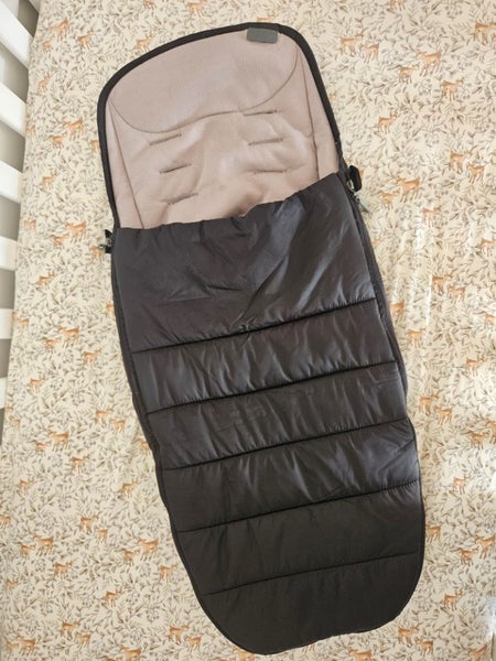 Edwards and Co sleeping bag Carousel 1
