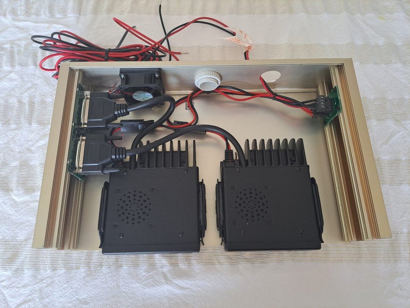 GME VHF Repeater RP3800 Carousel 8