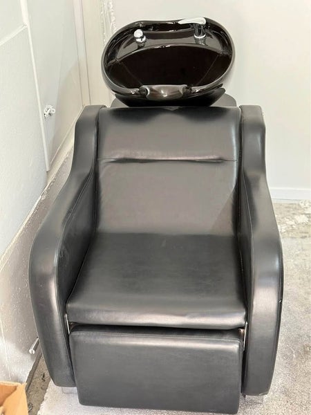 Salon chair with basin Carousel 1