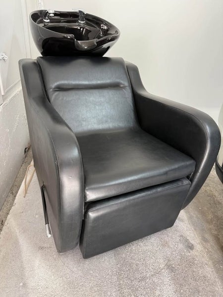 Salon chair with basin Carousel 2