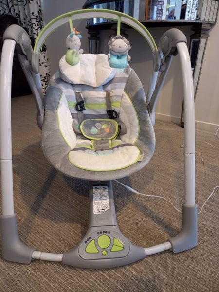 Ingenuity baby swing Carousel 1