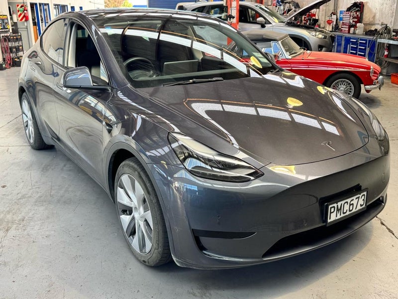 2022 Tesla Model Y Rear Wheel Drive63874268459523111