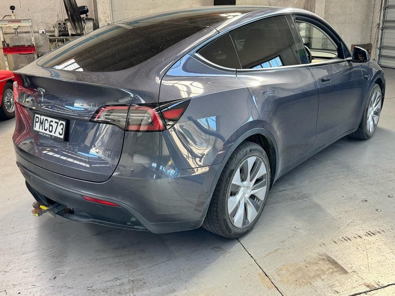 2022 Tesla Model Y Rear Wheel Drive63874268459523112