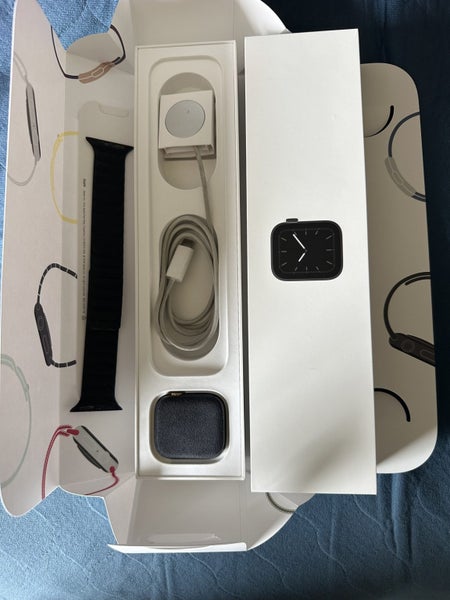 Apple Watch Series 8 45 mm GPS & Cellular Carousel 6