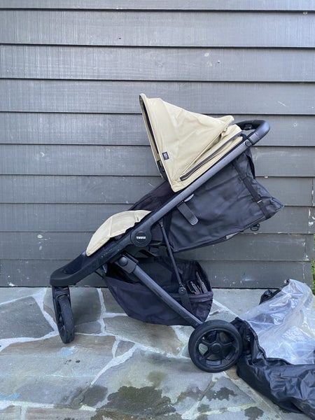 Thule spring pushchair Carousel 1
