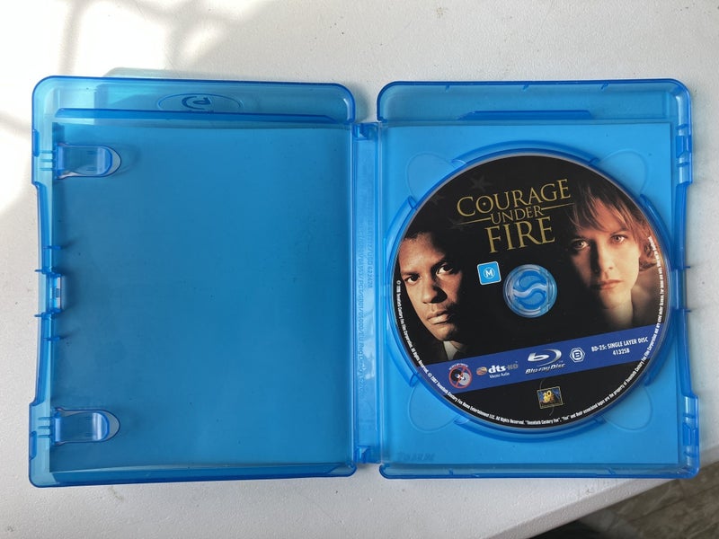 Courage Under Fire (1996) Blu Ray Carousel 2