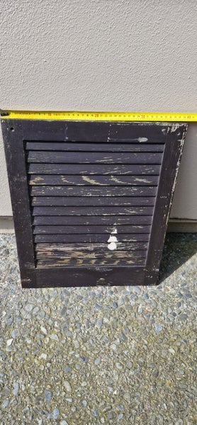 Cedar Shutter Carousel 2