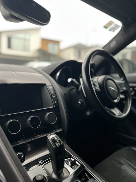 2015 Jaguar F-Type R63876119862914113