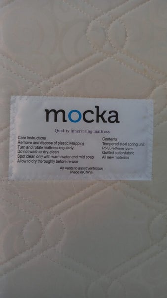 Mocka cot and mattress63876006490113114