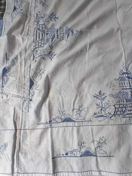 Embroiderd table cloth63876222670465112