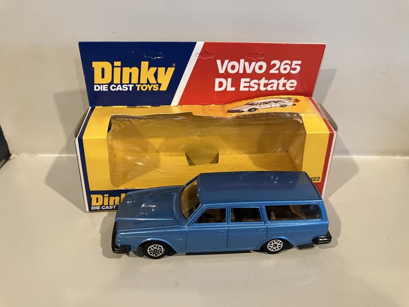 1977 Dinky - 265 - Volvo 265 DL Estate Carousel 1