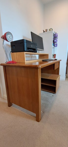 Solid rimu computer desk - contemporary Danske Mobler made in NZ Carousel 2