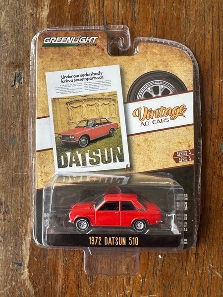 Greenlight Nissan GT-R (R35) 50th Anniversary & 1972 Datsun 510 Carousel 3