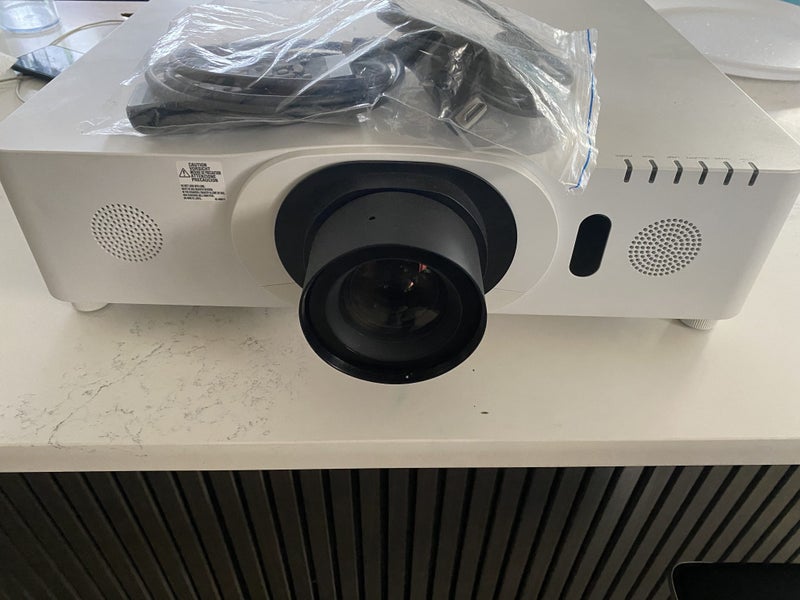 Hitachi CP-WU8450 Projector WUXGA Large Venue Projector63877067826305114