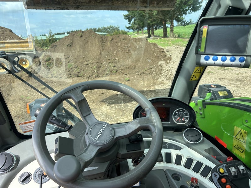 Merlo P27.6AU Carousel 7