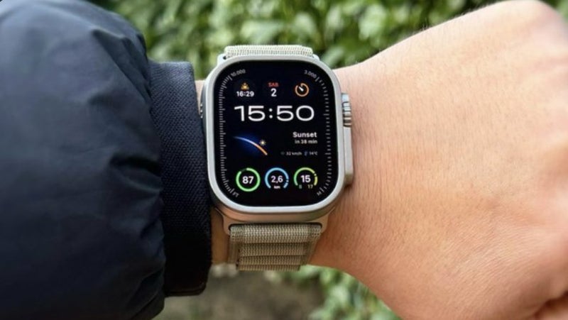 Apple Watch 49mm Alpine Loop Olive Original - Size S THE STRAP NOT THE WATCH :) Carousel 4