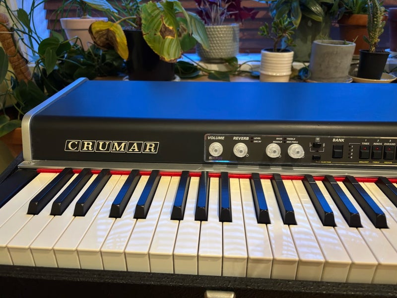 Crumar Seven63878092545539111