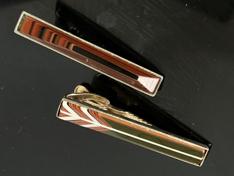 Vintage Money lapel or Tie Clips inlaid lucite laminate parquetry mid-century Carousel 1