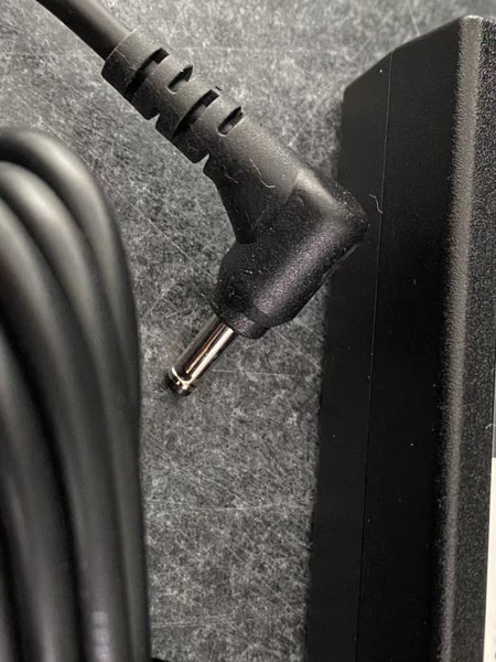 New DYNABOOK / TOSHIBA AC Adapter 19V 2.37A 45W 4.0*1.7mm Carousel 2