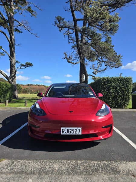 2022 Tesla Model 3 Rear Wheel Drive63884265565954114