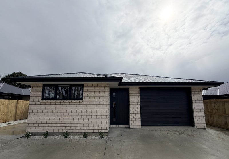Image 1 of 28