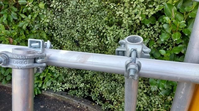 Safety Roof Edge Guard Rails - E bracket system63884914498945113