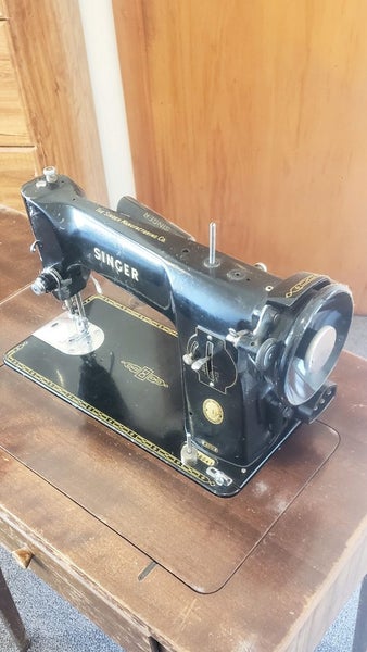 Vintage Singer 201K Sewing Machine Carousel 1