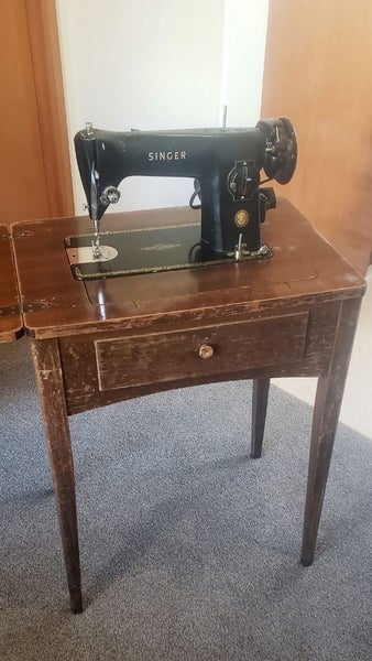 Vintage Singer 201K Sewing Machine Carousel 2