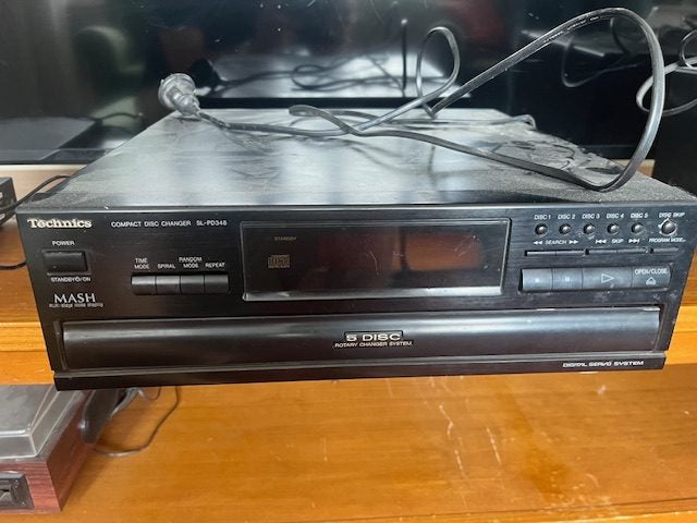 Onkyo Amplifier and Receiver63885781616899112
