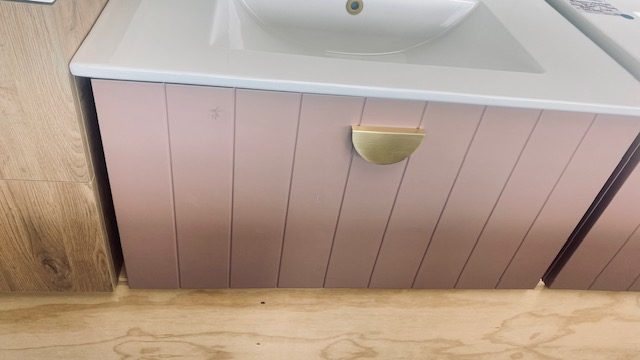 FRANCISCO 750 WALL HUNG IN CHERRY BLOSSOM WITH CHINA BASIN Carousel 2