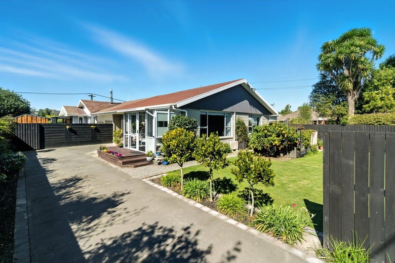 Image 1 of 25