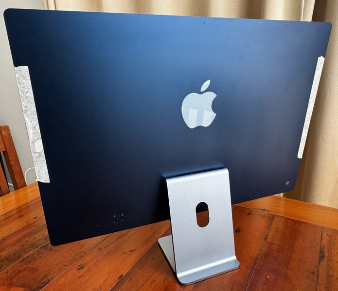 Apple iMac 24" 2021 M1 (A2438) 8GB 512GB Blue - Screen Damaged63886328904705111