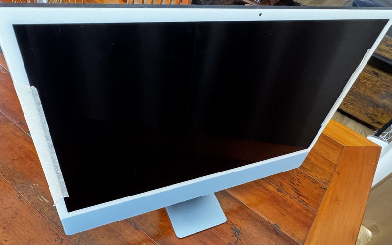 Apple iMac 24" 2021 M1 (A2438) 8GB 512GB Blue - Screen Damaged63886328904705110