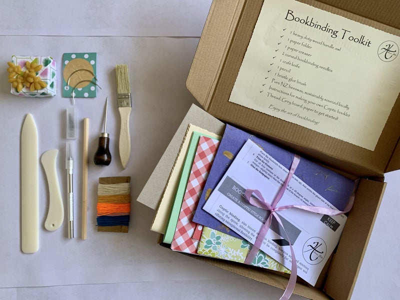 Bookbinding starter toolkit Carousel 2