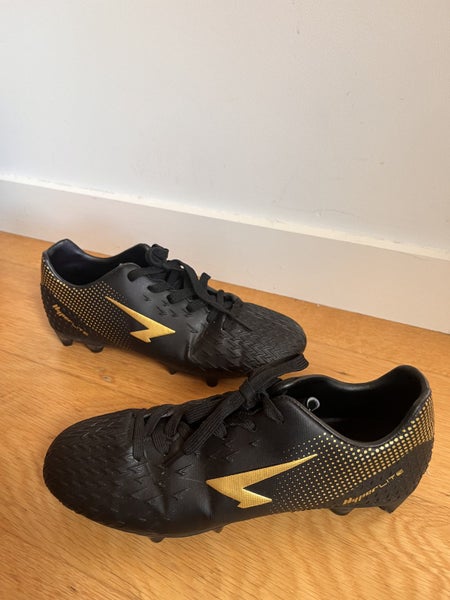 Pace Kids' Rugby/Soccer Boots Good used condition size 5 junior Carousel 1