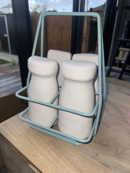 4x Milk Bottles with Holder - Simon Lewis Ward Carousel 2