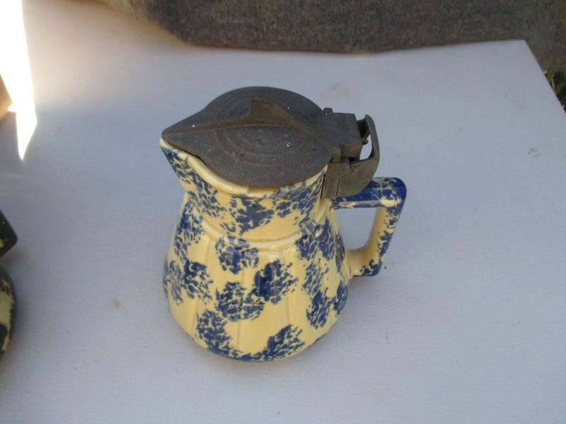 VINTAGE HECLA ELECTRICS CERAMIC ELECTRIC JUG BLUE SPECKLE GLAZE CIRCA 1930s Carousel 1