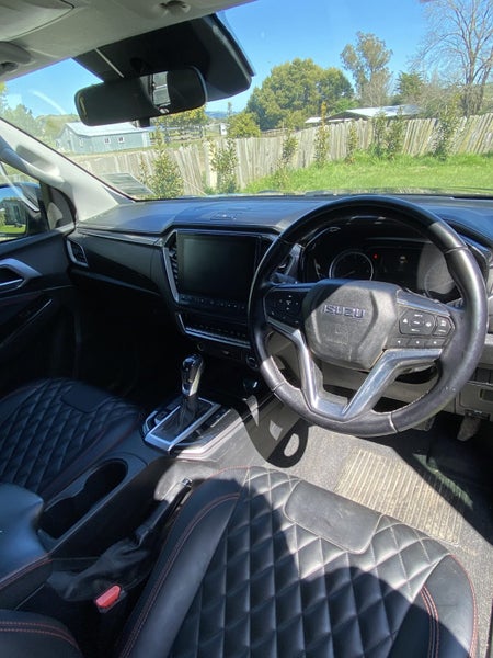 2021 Isuzu D-Max Ls Double Cab 4Wd64043799020546114