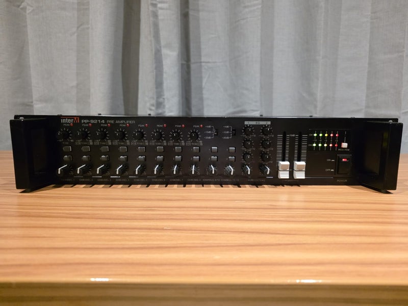 InterM PP-9214 Pre-amplifier/mixer63889160780802110