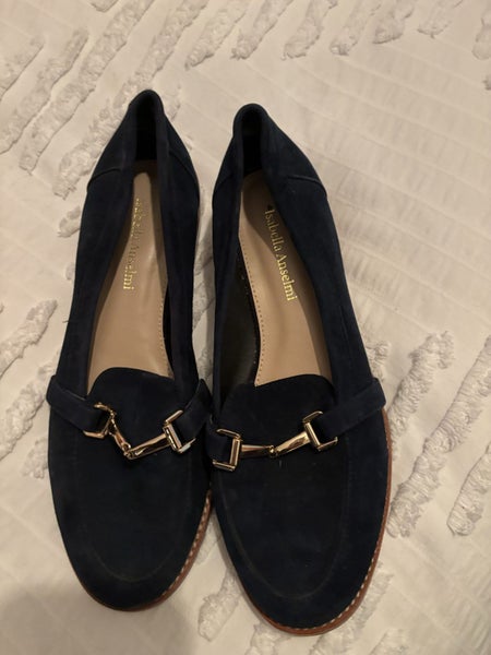 Isabella Anselmi flats Carousel 1
