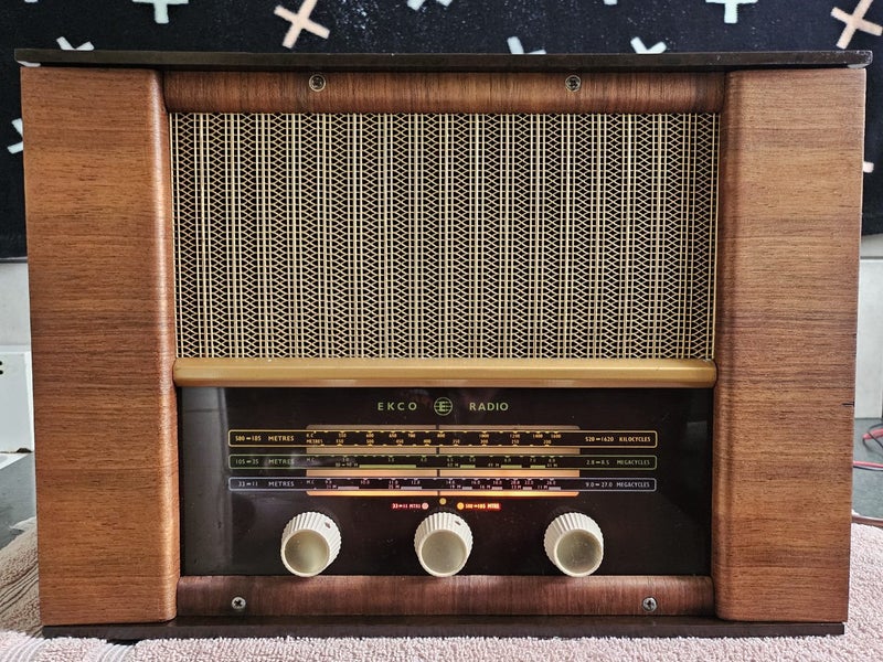 RARE 1953 BAKERLITE & WOOD EKCO VALVE RADIO MODEL A193 Carousel 2