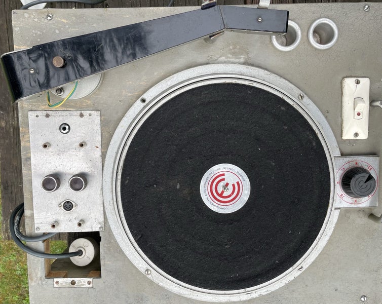 Commonwealth Broadcasting turntable63889590009987111