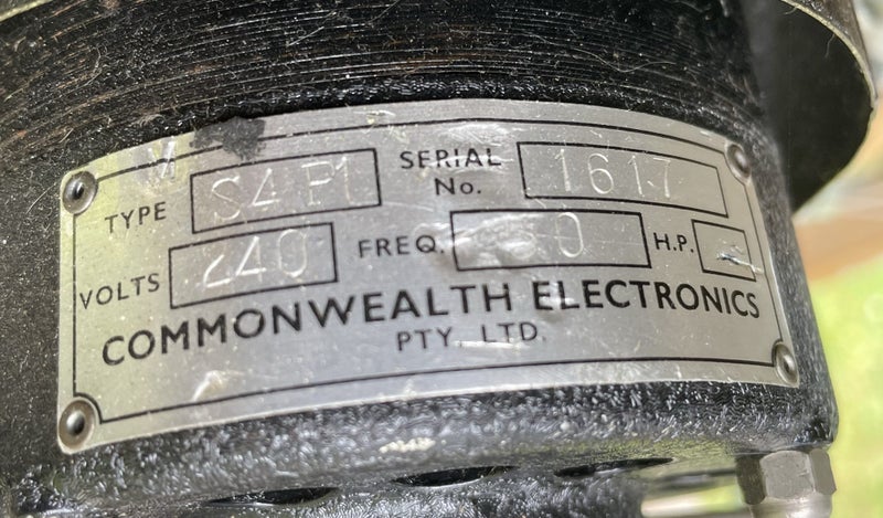 Commonwealth Broadcasting turntable63889590009987112