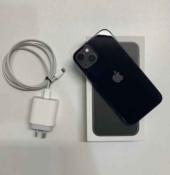 iPhone 13 Midnight - 128GB - Excellent Condition63889491675266113