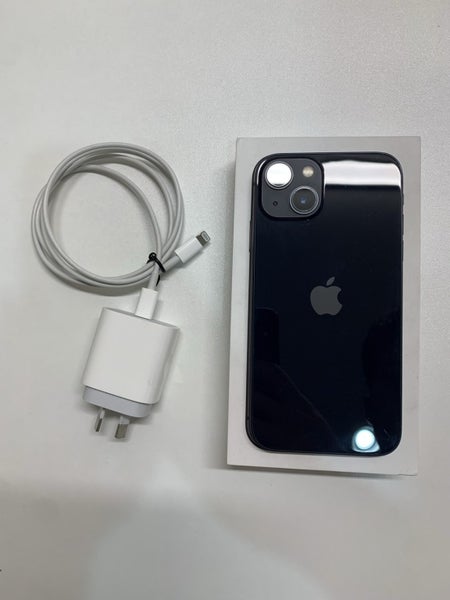 iPhone 13 Midnight - 128GB - Excellent Condition63889491675266112