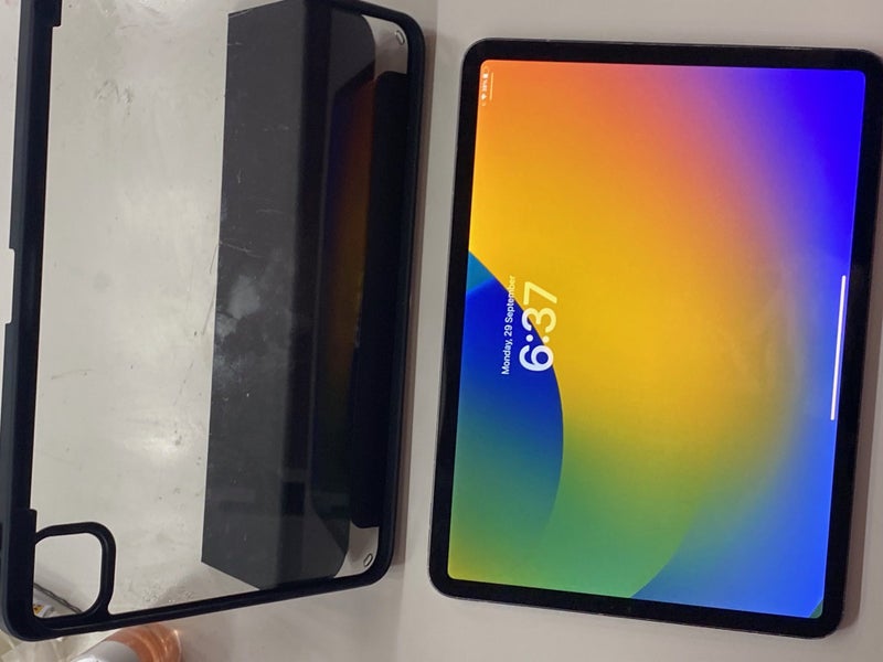 iPad Pro 11" ! ( 2018 model gen 1 )63893035521411111