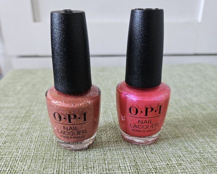 QUALITY BRAND NAIL POLISH Carousel 2
