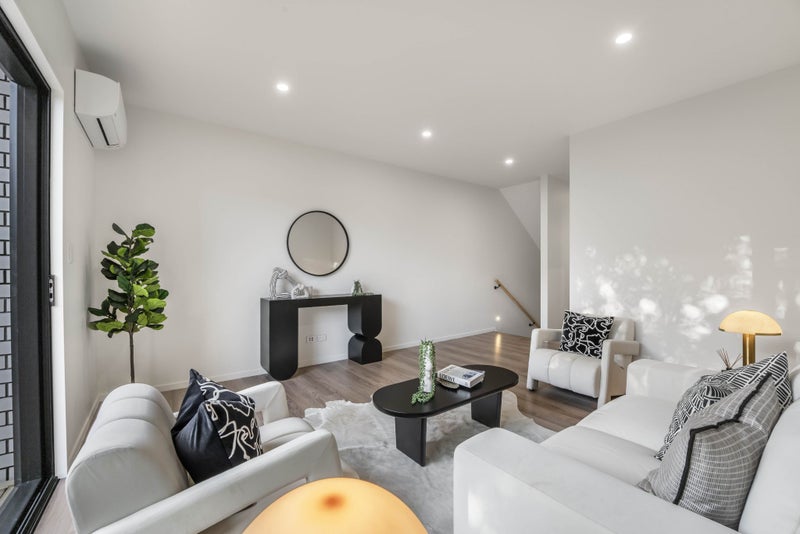 165 sqm, Tandem Parking, Enquiry Now64538901164802114